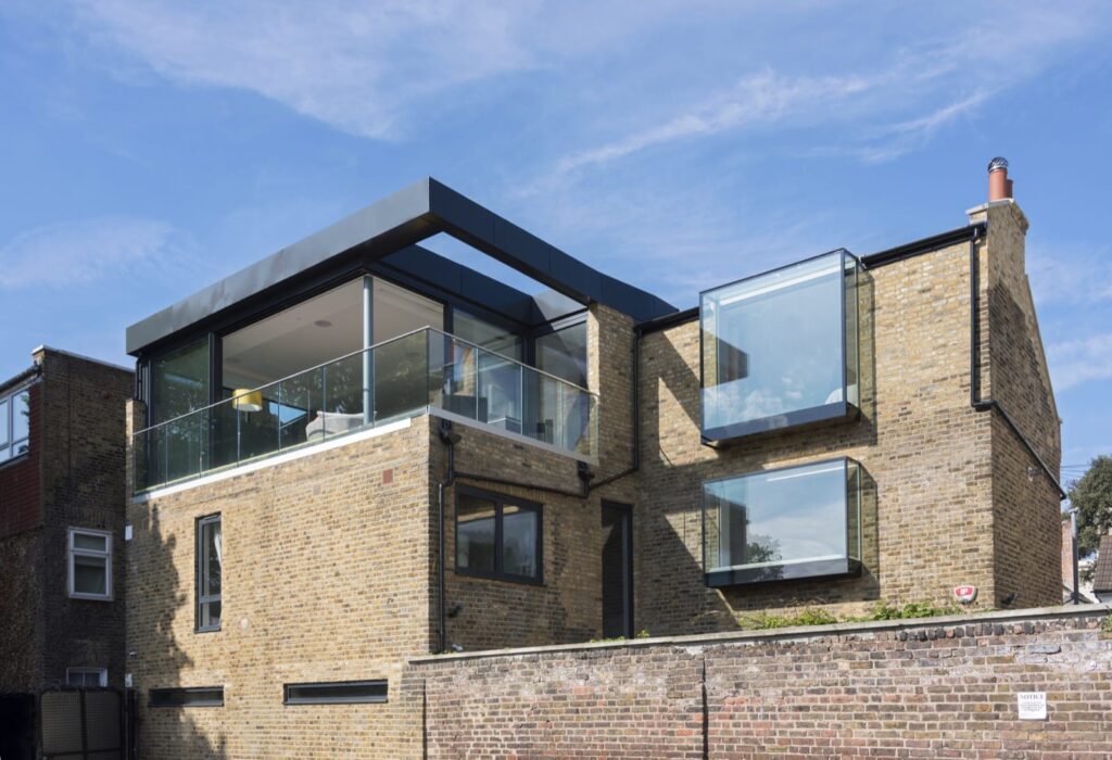 Oriel windows on London apartment - tips for window design