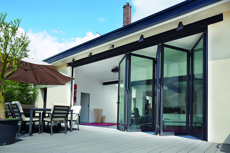 ODC121 bifold doors