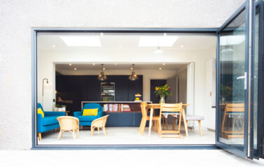 Muswell-Hill-Folding-sliding-aluminium-doors-ODC120-90_3