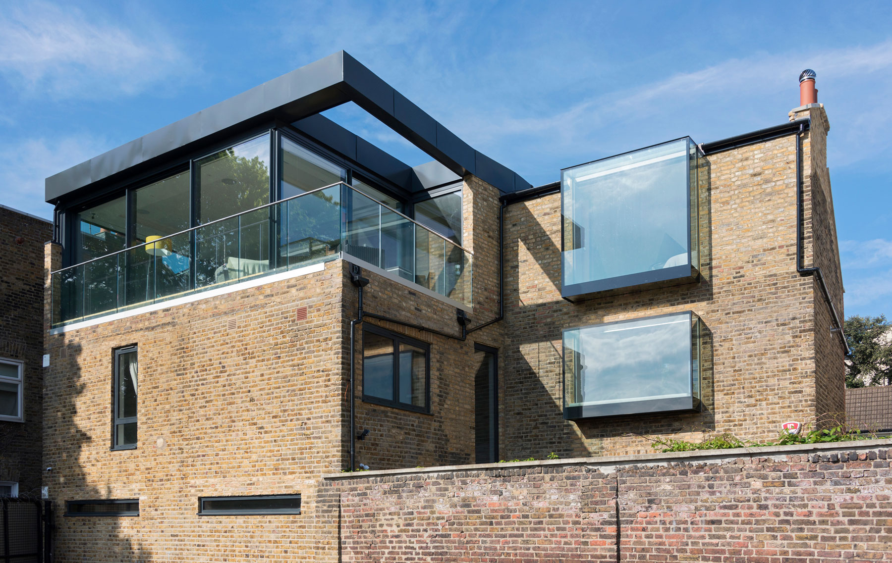 Glass box bay windows and oriel window