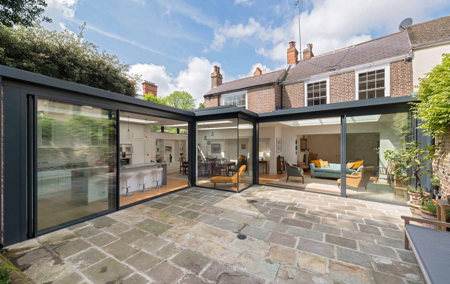 SL800 slimline aluminium sliding doors, fixed windows and rooflights for extension in London