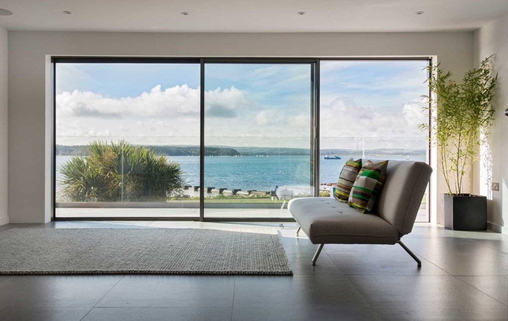 Cero sliding doors for coastal home