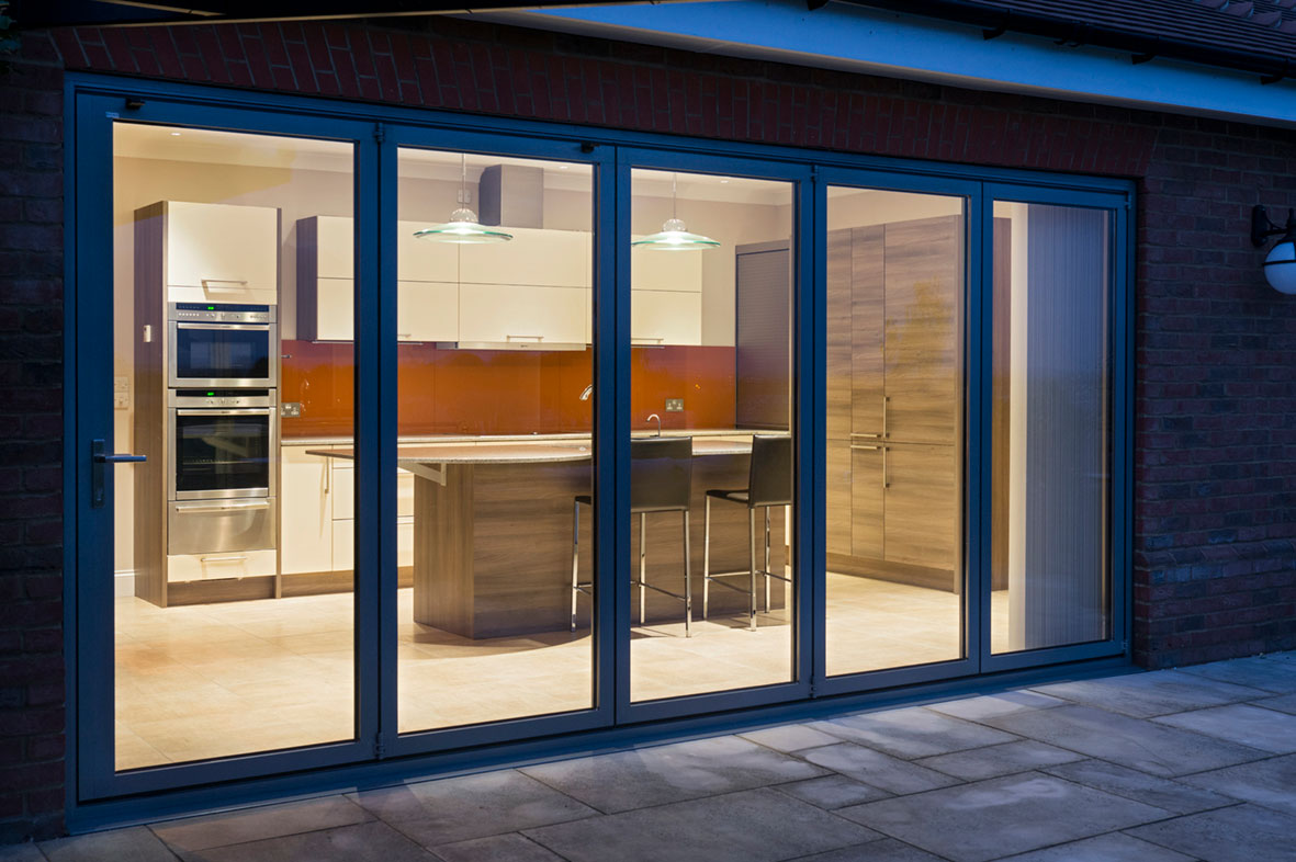 folding-bifold-aluminium-doors-SL-60_8