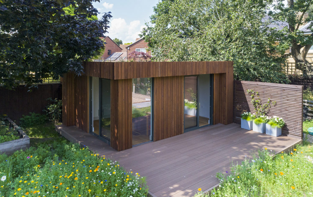 Garden Room with fixed glass and doors for contemporary new build