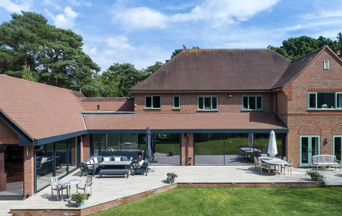 Rear garden extension with sliding doors