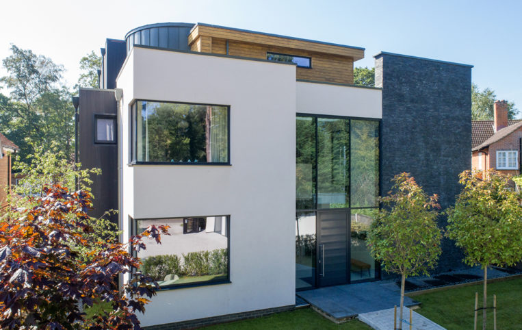 glass to glass corner windows for modern home